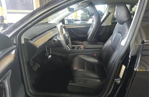 Black 2023 Tesla Model Y Long Range