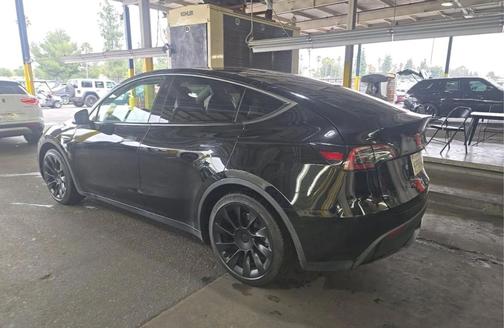 Black 2023 Tesla Model Y Long Range