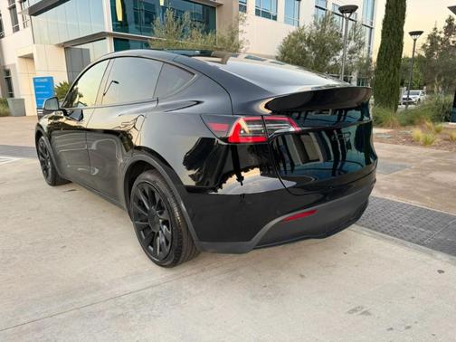 Black 2023 Tesla Model Y Long Range