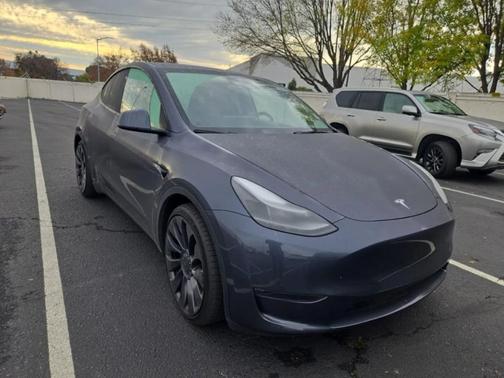 2023 Tesla Model Y Performance