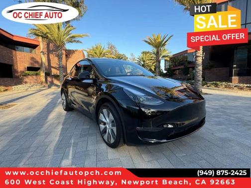Black 2023 Tesla Model Y Long Range