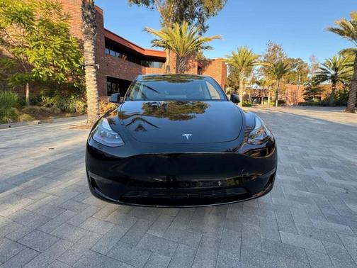 Black 2023 Tesla Model Y Long Range