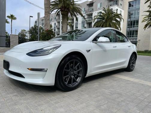 2023 Tesla Model 3 Base