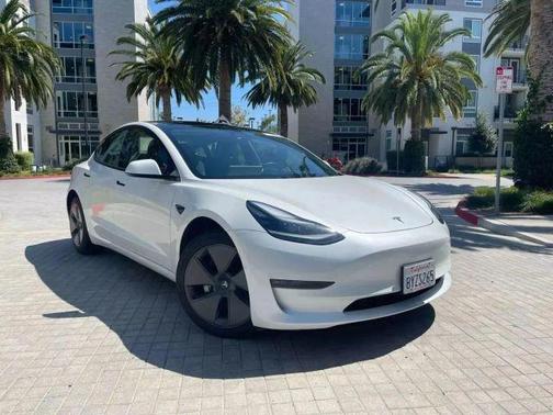 2023 Tesla Model 3 Base