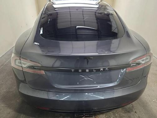 2020 Tesla Model S Long Range Plus