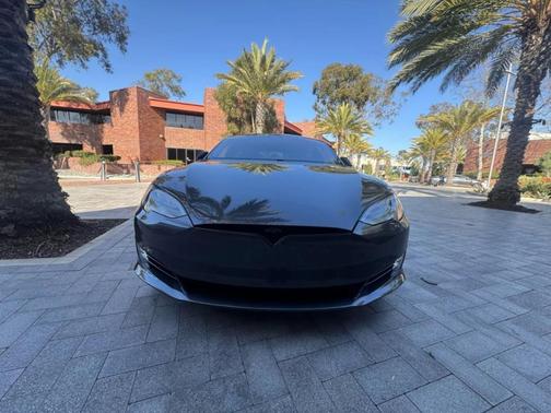 2020 Tesla Model S Long Range Plus