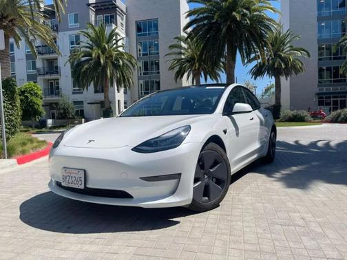 2022 Tesla Model 3 Long Range