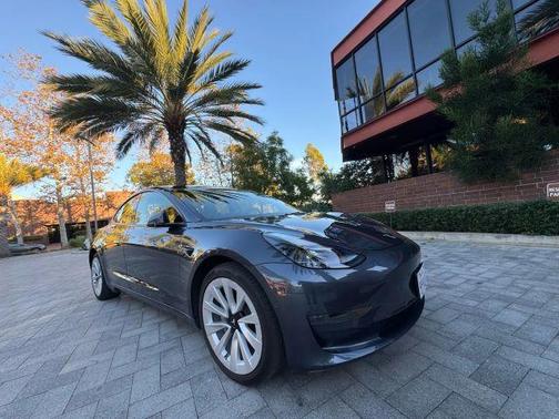 2022 Tesla Model 3 Long Range