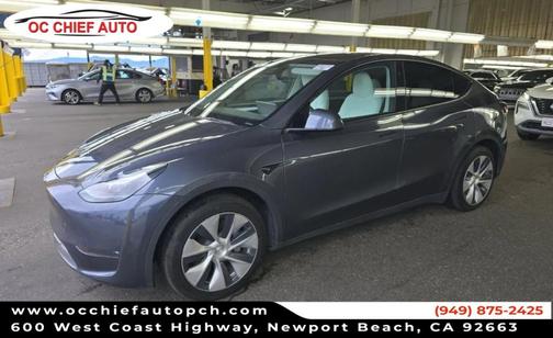 2023 Tesla Model Y Base