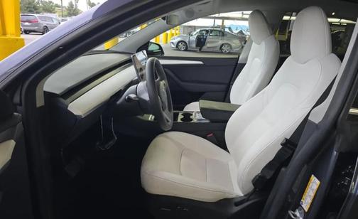 2023 Tesla Model Y Base