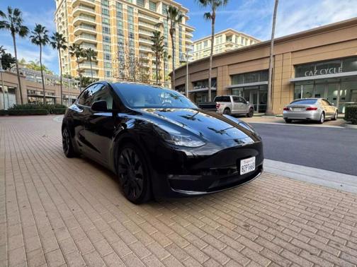 2022 Tesla Model Y Performance