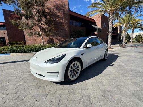2022 Tesla Model 3 Long Range