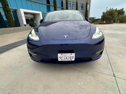 2022 Tesla Model Y Long Range