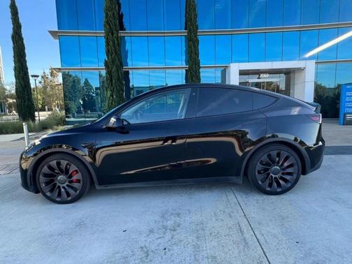 2022 Tesla Model Y Performance