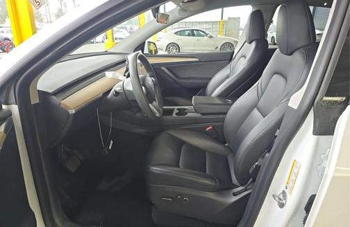 Pearl White Multi 2023 Tesla Model Y Long Range