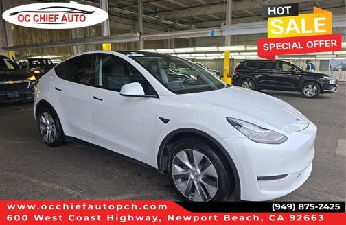 Pearl White Multi 2023 Tesla Model Y Long Range