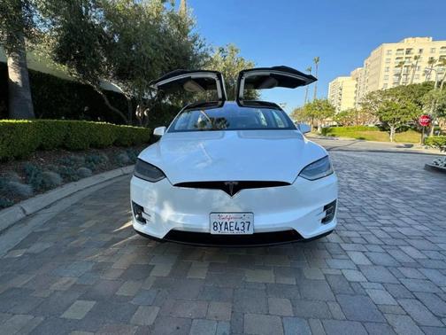 2018 Tesla Model X 100D