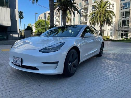 2023 Tesla Model 3 Base
