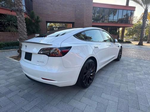 2022 Tesla Model 3 Performance