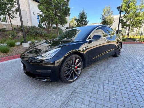 2020 Tesla Model 3 Performance