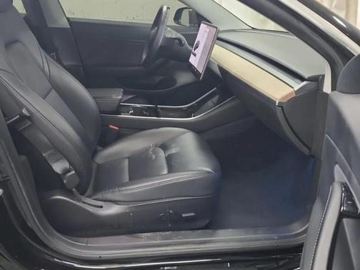2020 Tesla Model 3 Performance