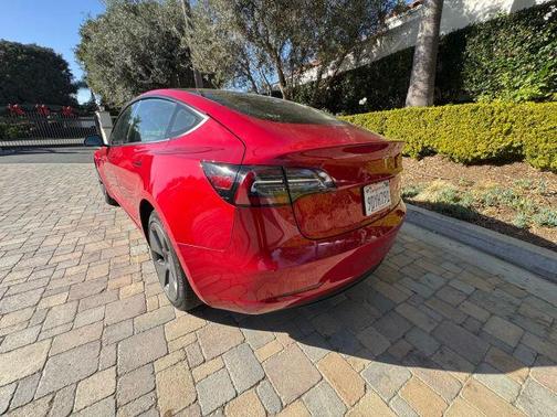 2022 Tesla Model 3 Base