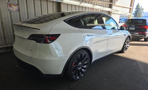 2023 Tesla Model Y Performance