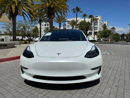 Pearl White Multi 2022 Tesla Model 3 Performance