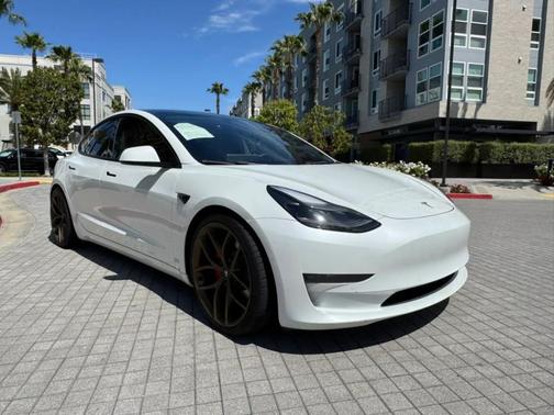 Pearl White Multi 2022 Tesla Model 3 Performance