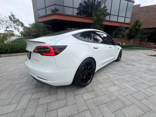 2022 Tesla Model 3 Performance