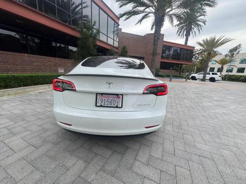 2022 Tesla Model 3 Performance