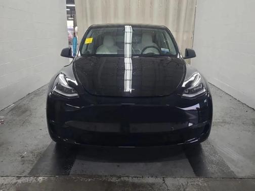 Black 2023 Tesla Model Y Long Range