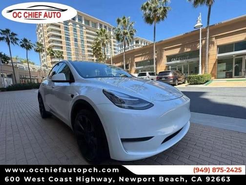 2023 Tesla Model Y Long Range