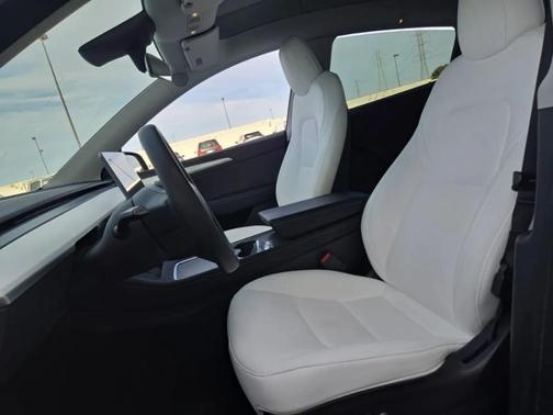 Gray 2023 Tesla Model Y Long Range