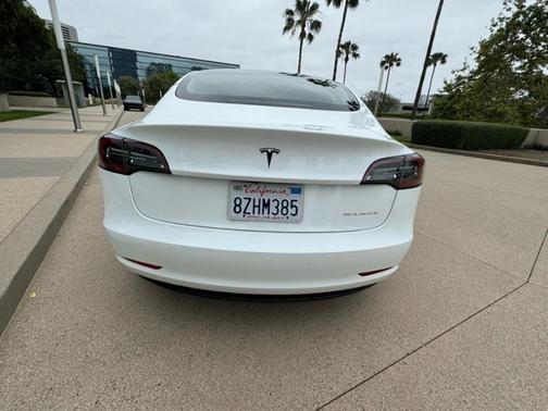 2022 Tesla Model 3 Base