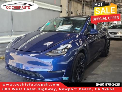 Deep Blue Metallic 2024 Tesla Model Y Long Range