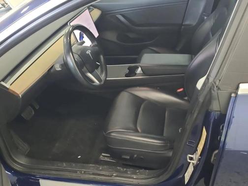 2019 Tesla Model 3 Mid Range