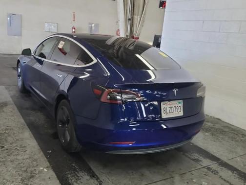 2019 Tesla Model 3 Mid Range