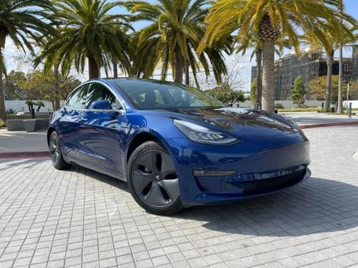 2019 Tesla Model 3 Mid Range
