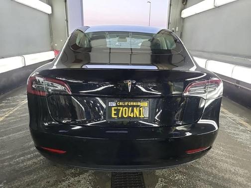 2022 Tesla Model 3 Base