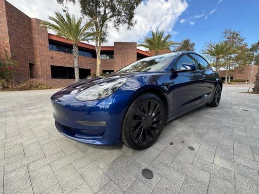 2023 Tesla Model 3 Performance