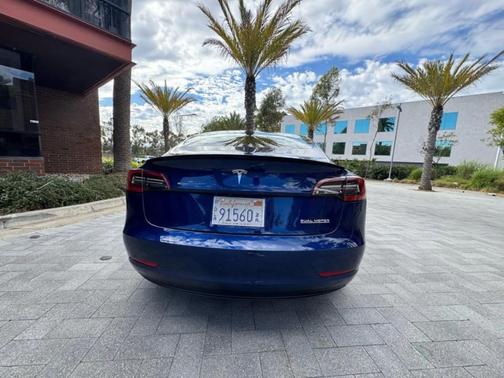 2023 Tesla Model 3 Performance