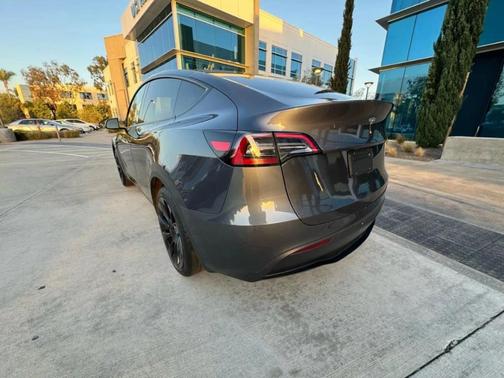 Gray 2023 Tesla Model Y Long Range