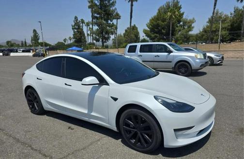 Pearl White Multi 2023 Tesla Model 3 Base