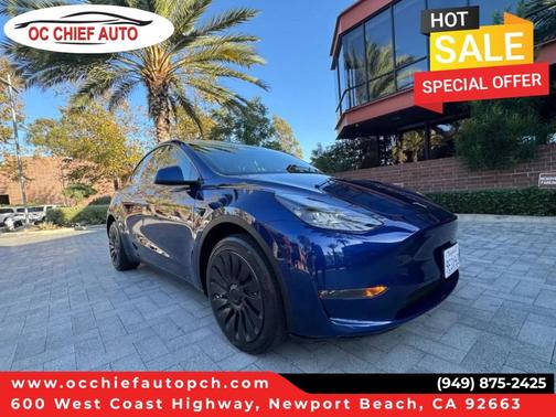 Deep Blue Metallic 2023 Tesla Model Y Long Range