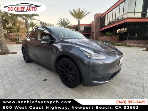 2023 Tesla Model Y Long Range