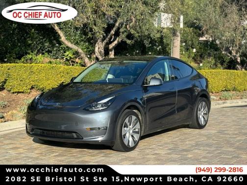 2023 Tesla Model Y Long Range