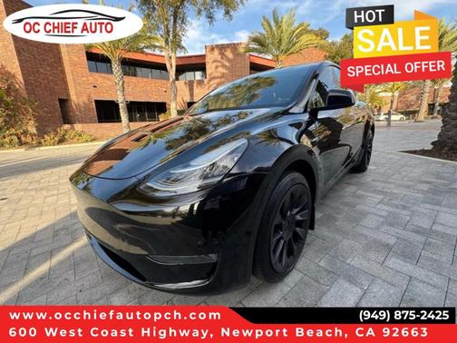 Black 2023 Tesla Model Y Long Range