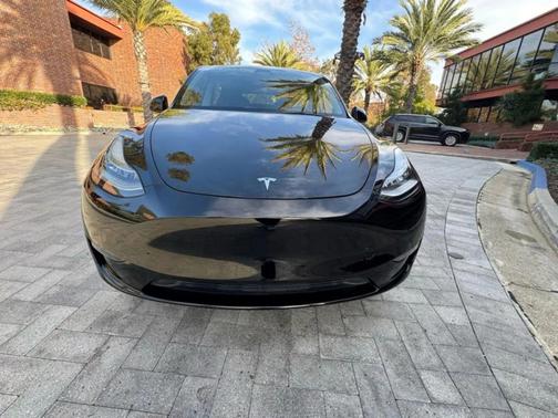 Black 2023 Tesla Model Y Long Range