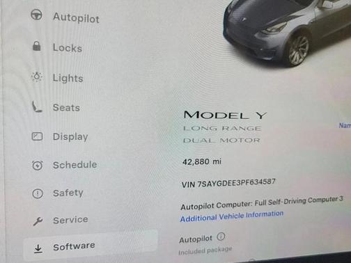 2023 Tesla Model Y Long Range